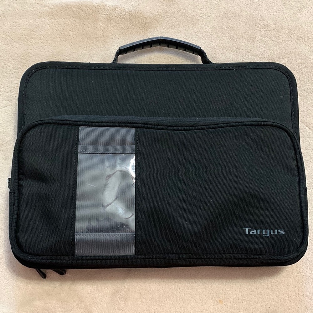 COLLEGE SALE LAPTOP CASE
